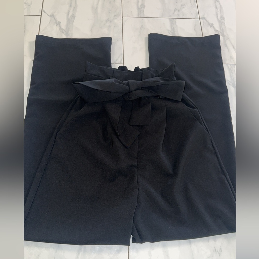 High waisted paper bag pants, never worn!